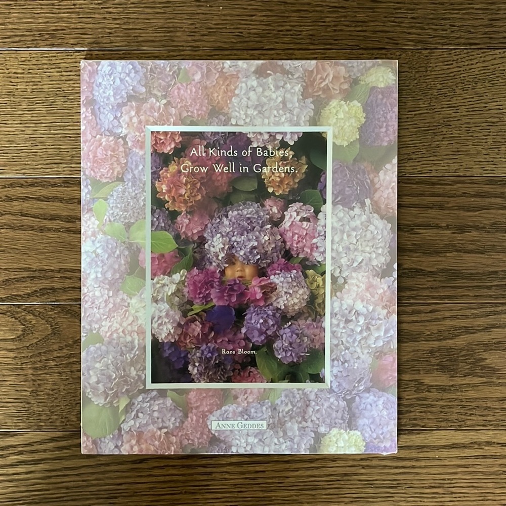 NIP Vintage ANNE GEDDES Rare Bloom Matted Hydrangeas 8" x 10" Lithograph Print